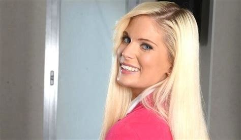 candee licious twitter|Candy Licious Biography, Age, Height, Husband, Net Worth, Family.